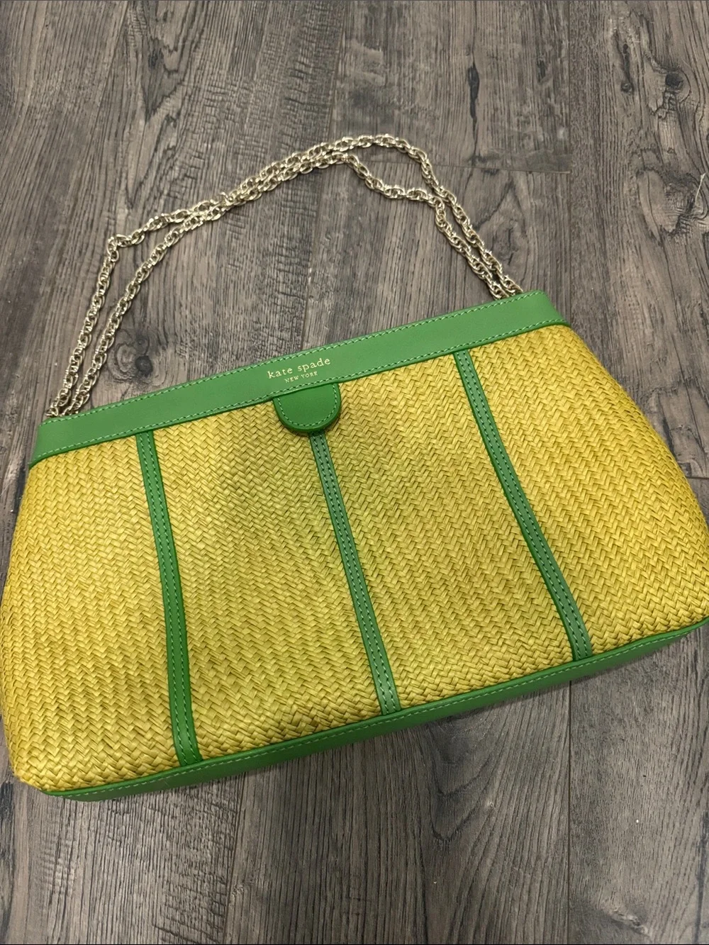 NWOT kate spade Yellow Straw Shoulder Bag with Green Trim & Gold Chain